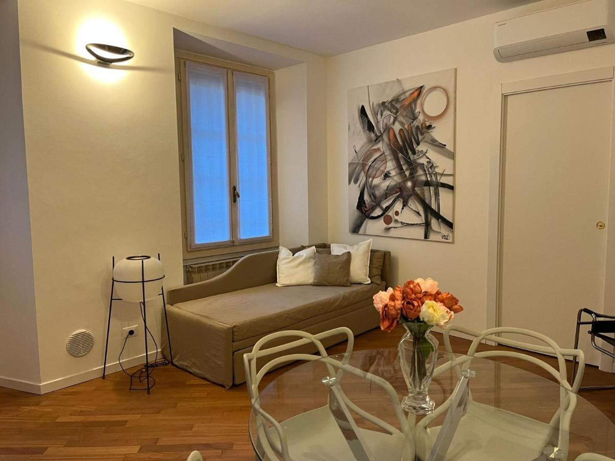 Casa Vercelli Delizioso Bilocale Moderno Nella Vecchia Milano Milão Exterior foto