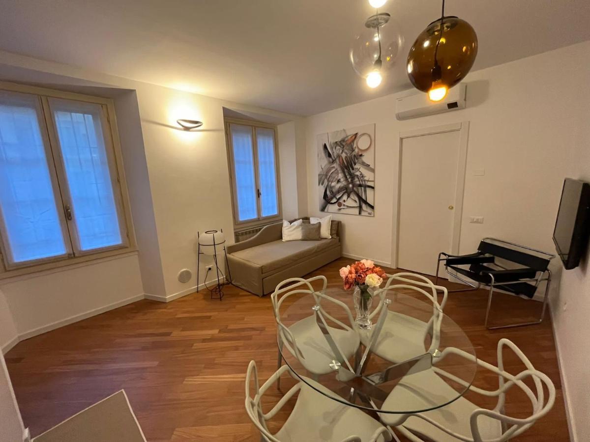 Casa Vercelli Delizioso Bilocale Moderno Nella Vecchia Milano Milão Exterior foto