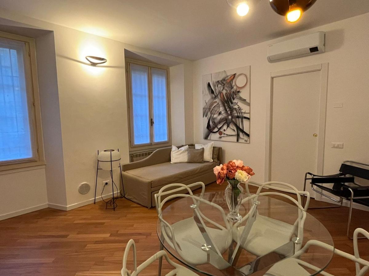 Casa Vercelli Delizioso Bilocale Moderno Nella Vecchia Milano Milão Exterior foto