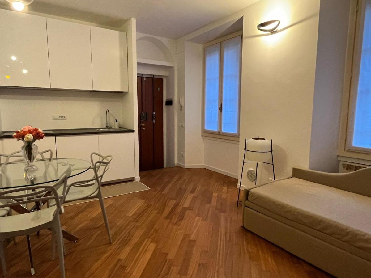 Casa Vercelli Delizioso Bilocale Moderno Nella Vecchia Milano Milão Exterior foto
