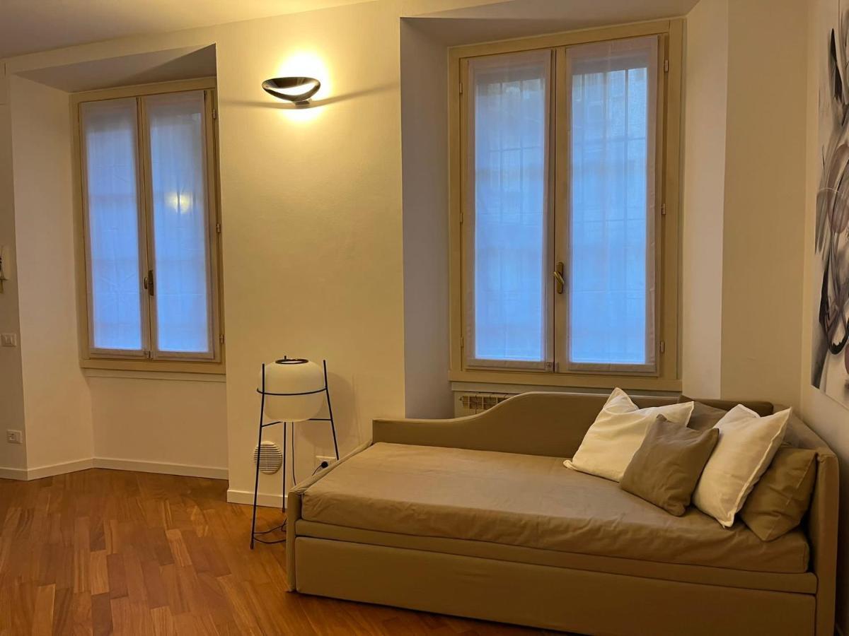 Casa Vercelli Delizioso Bilocale Moderno Nella Vecchia Milano Milão Exterior foto
