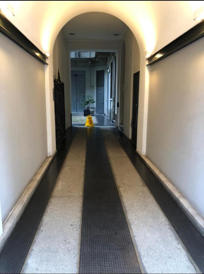 Casa Vercelli Delizioso Bilocale Moderno Nella Vecchia Milano Milão Exterior foto